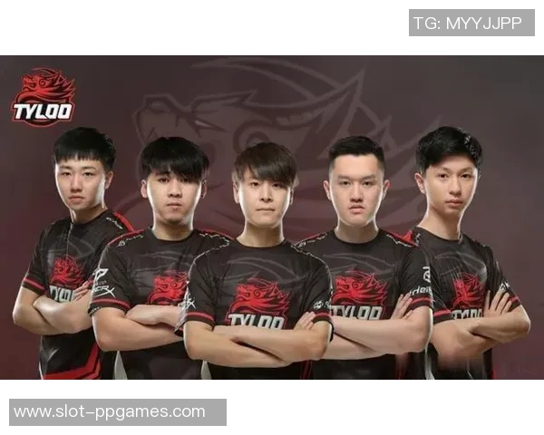 WE战队在CSGO比赛中的进攻策略分析与得失总结